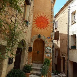 Bed & Breakfast La Maison Du Bonheur, Aups